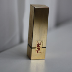 Губная помада Rouge Pur Couture (оттенок № 7 Le Fuchsia) от YSL 