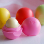 Бальзам для губ от EOS