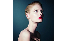 Рождественская коллекция «White Light» от Giorgio Armani