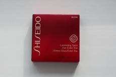 Тени-трио для век Luminizing Satin Eye Color Trio (оттенок RD299 Beach Grass) от Shiseido