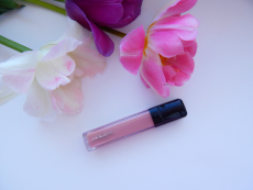 Блеск для губ Infaillible Xtreme Resist (оттенок № 103 Protest Queen) от L'Oreal
