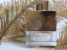 Рассыпчатая пудра The Skin Illusions Mineral & Plant Extracts Loose Powder Foundation (оттенок № 103 Ivory) от Clarins