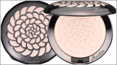 Компактная матирующая пудра Meteorites Compact от Guerlain
