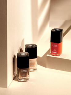 Лак для ногтей (оттенок № 607 Delight) от Chanel