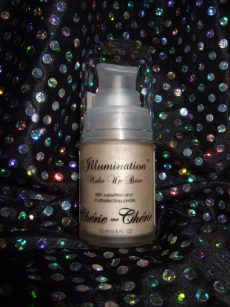 База для лица с сияющим эффектом Make Up Base "Illumination" от Cherie ma Cherie