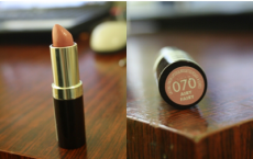 Губная помада Lasting Finish Lipstick # 070 Airy Fairy от Rimmel