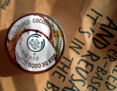 Масло для губ Coconut Lip Butter от The Body Shop