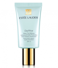 Крем с тоном Day Wear Plus Sheer Tint от Estee Lauder
