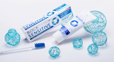 Зубная паста для чувствительных зубов SENSITIVE Instant Relief от R.O.C.S.