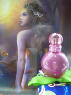 Парфюмированная вода Fantasy от Britney Spears