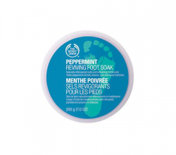 Кристаллы для ножных ванночек Peppermint Reviving Foot Soak от The Body Shop