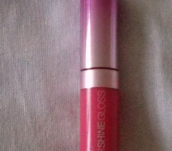 Блеск для губ Watershine (оттенок № 230 Precious Lilac) от Maybelline