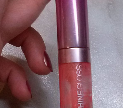 Блеск для губ Watershine (оттенок № 420 Apricot Freeze) от Maybelline
