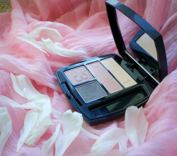 Тени для век (оттенок Nearly Naked - Подлинная красота) от Avon