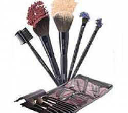 Набор косметических кистей от Mary Kay