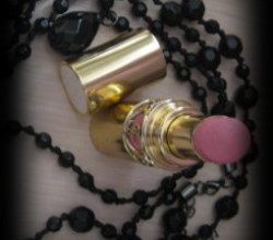 Губная помада Rouge Volupte  № 19 от YSL