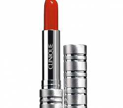 Помада для губ интенсивного цвета «High Impact Lip Colour SPF 15» от Clinique