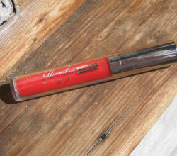 Исключительный блеск для губ с эффектом глазури GLOSSY LIPS (оттенок № 402 Coral Constellation) от Pupa