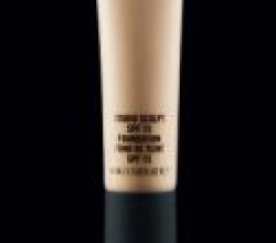 Тональная основа Studio Sculpt SPF 15 MAC