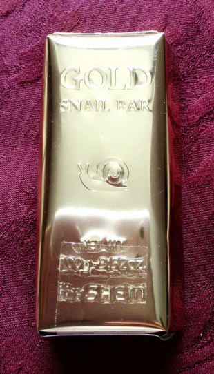 Мыло с экстрактом золота и муцина улитки Snail 100 Gold Snail Bar от The Saem