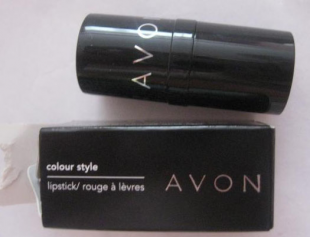Губная помада "Будь в цвете" (оттенок Гренадин или Russett dream) от Avon