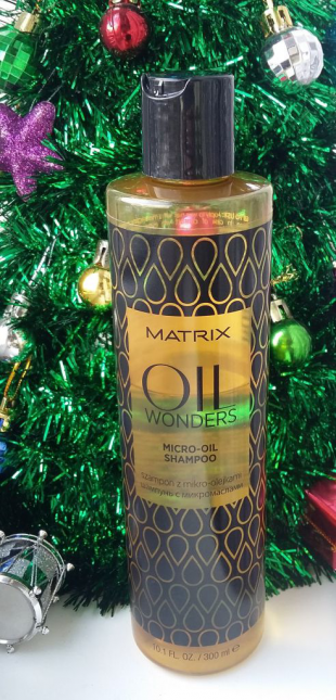 Шампунь с микромаслами Oil Wonders от Matrix