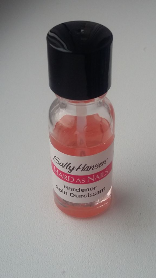 Средство для укрепления ногтей Hard as nails (оттенок Natural tint) от Sally Hansen