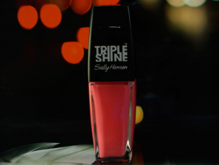 Лак для ногтей Triple Shine (оттенок № 210 Reef-Raf) от Sally Hansen
