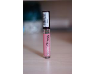 Блеск для губ Vinyl Gloss mirror shine от Rimmel 