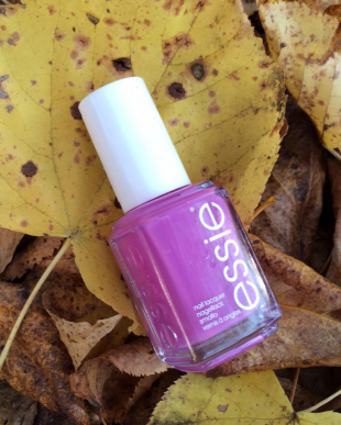 Лак для ногтей (оттенок Splash Of Grenadine) от Essie