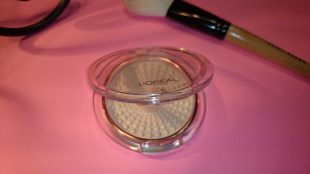 Пудра Lumi Magique "Магия Света" (оттенок № 01 Rose Boudoir) от L'Oreal