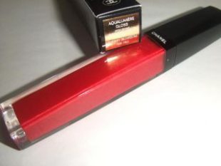Блеск для губ "Aqualumiere Gloss" от Chanel