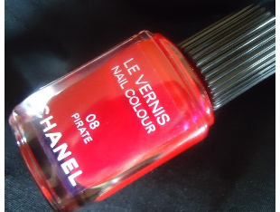 Лак для ногтей Le Vernis Nail Colour 08 Pirate от Chanel