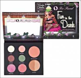 Палетка для макияжа Fun In The Dark Palette от Too Faced