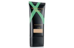 Невесомая тональная основа Хperience от Max Factor