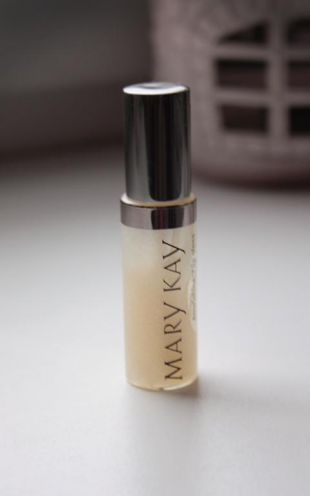 Блеск для губ NouriShine от Mary Kay (1)