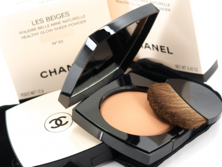 Пудра Les Beiges Healthy Glow Sheer Powder от Chanel