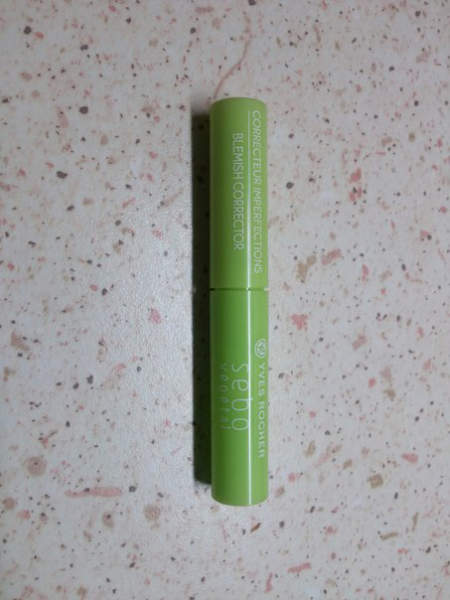 Маскирующий стик-корректор Sebo vegetal от Yves Rocher