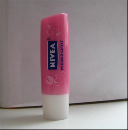Бальзам для губ "Розовый бархат" от Nivea